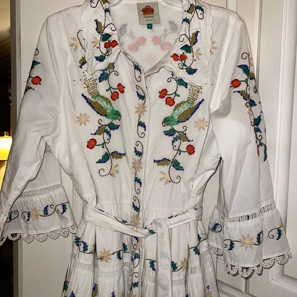 Farm Rio dress - Picture 2 of 4
